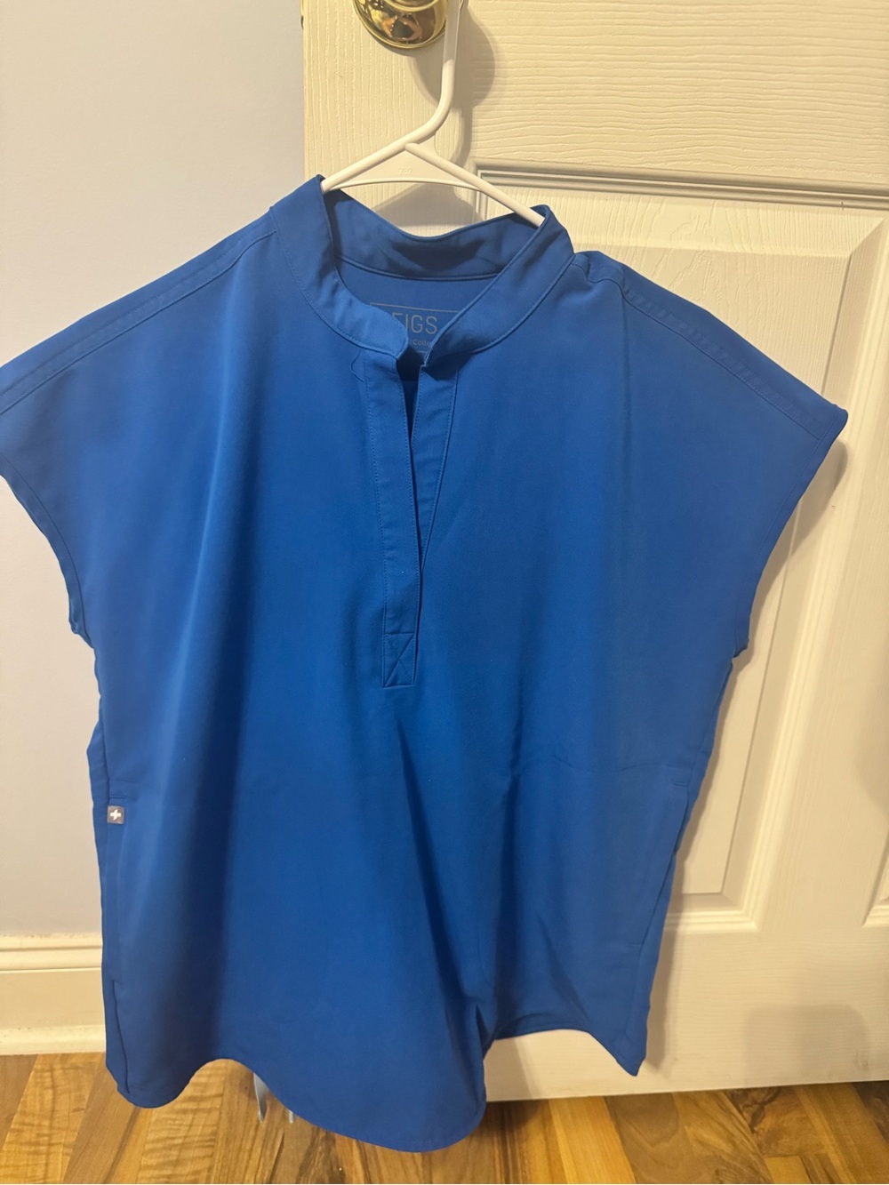 Figs Women's Royal Blue Scrub Set
